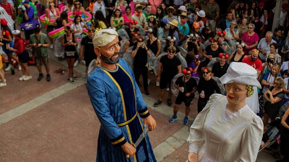 Ateca luce ingenio para descorchar las fiestas de la Virgen de la Peana