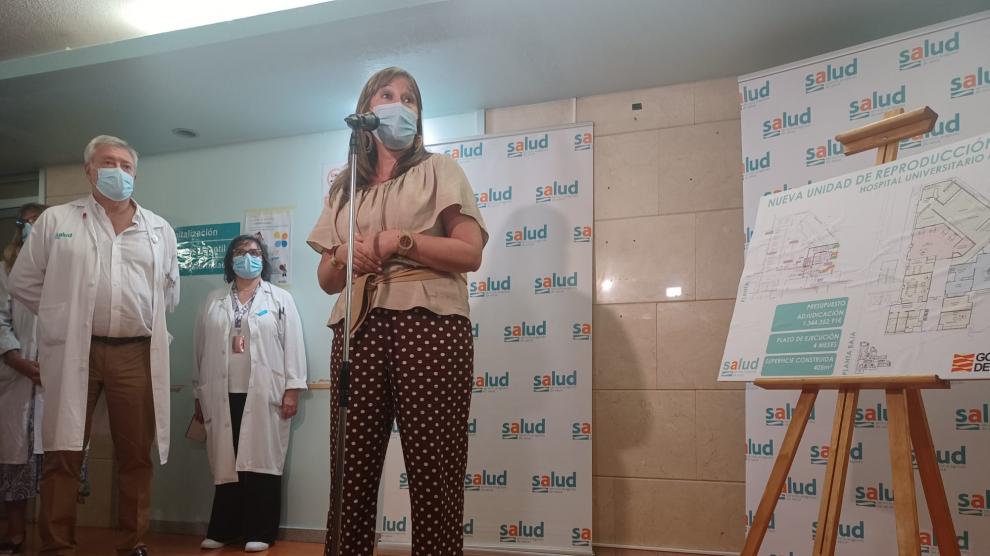 La consejera de Sanidad, Sira Repollés, este martes en la presentación de las obras de la unidad de reproducción asistida del Servet.