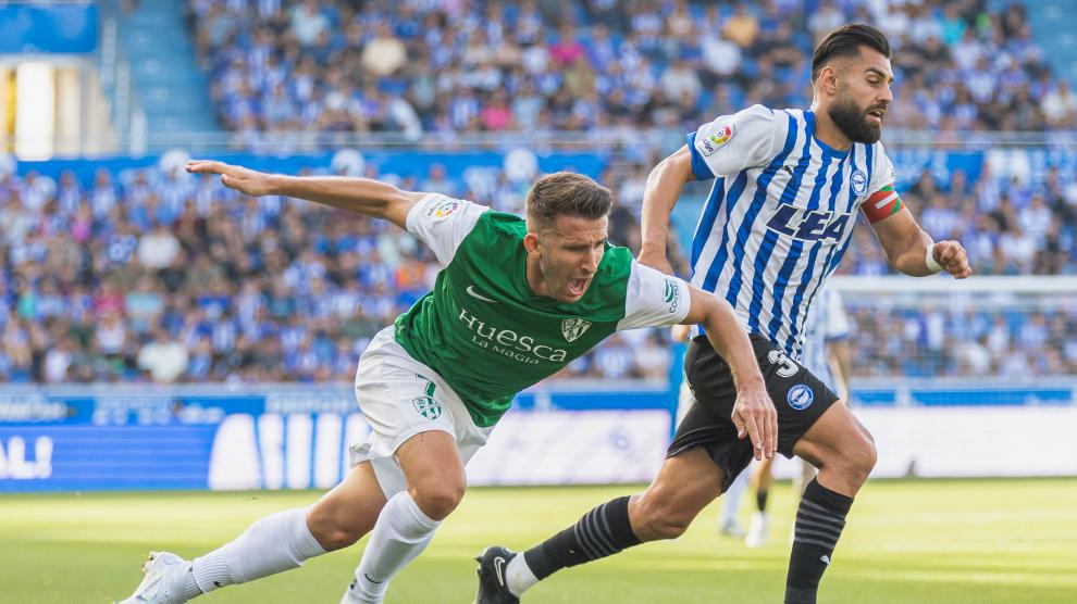Horario y dónde ver el partido SD HuescaDeportivo Alavés