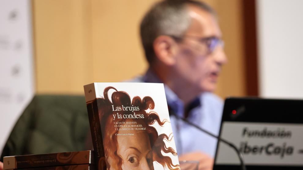 Carlos Garcés, días atrás en la presentación del libro en Huesca.