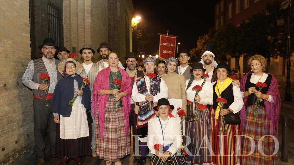 Todas Las Fotos De Los Grupos De La Ofrenda De Flores 2022 En Zaragoza