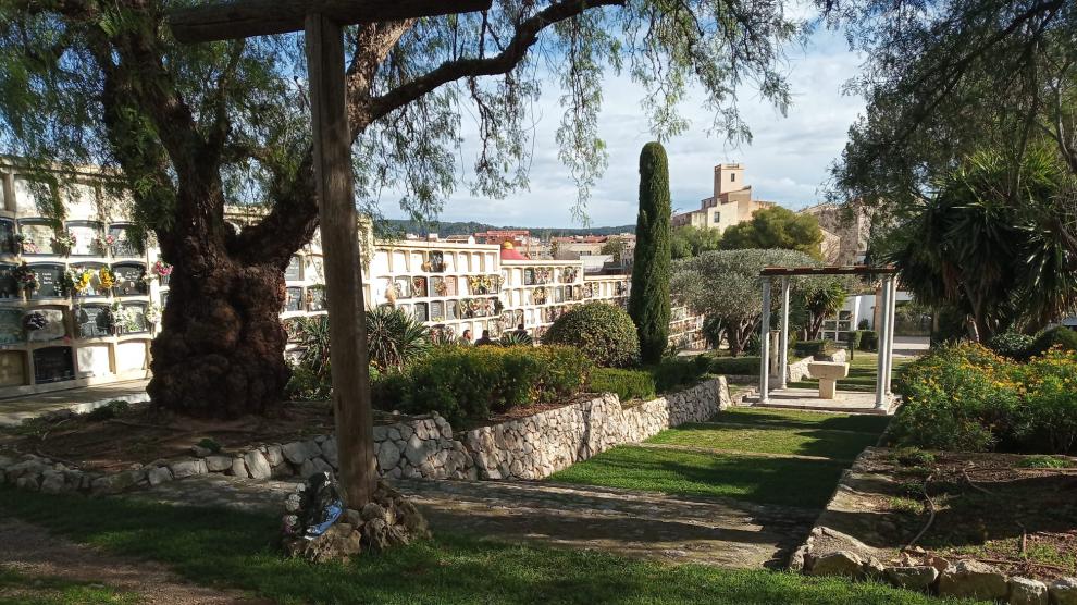 Cementerio de Sant Pere de Ribes, donde podría estar ubicada la fosa común.