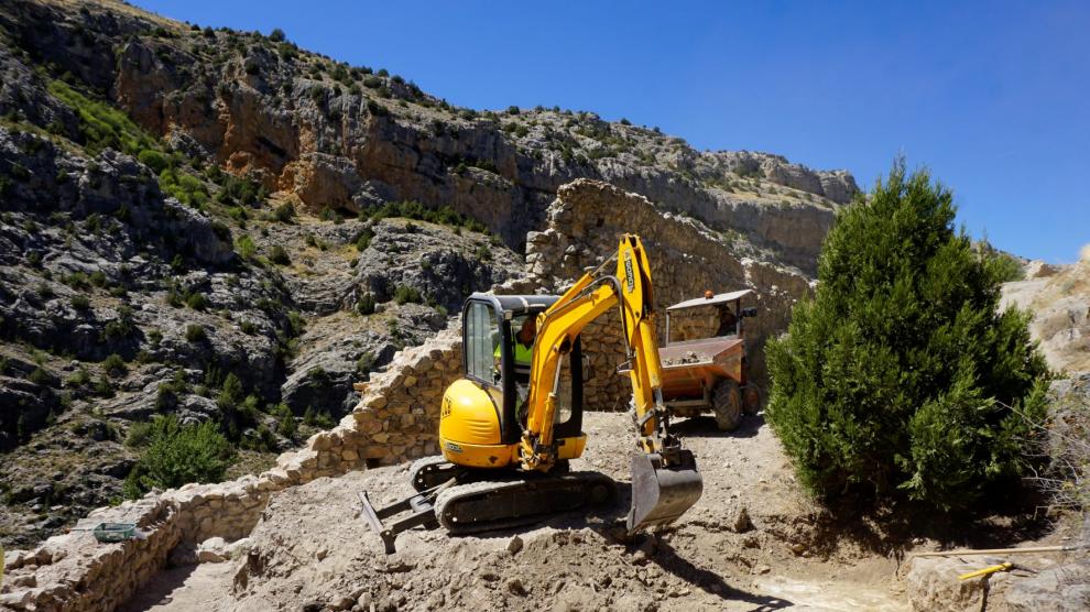 Restauración de la muralla de Albarracín y su entorno paisajístico.