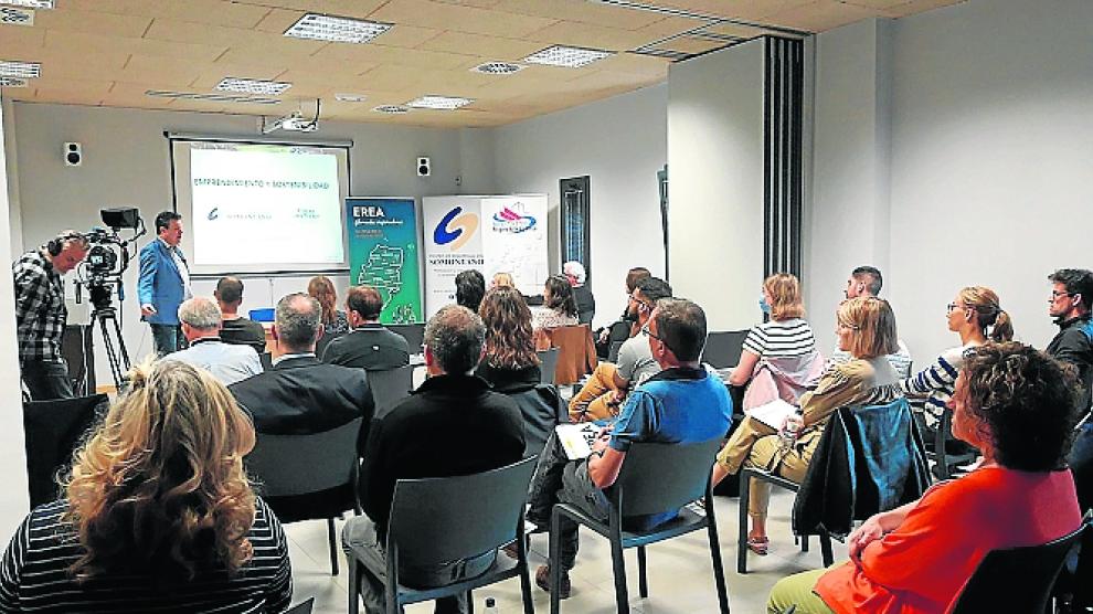 Asistentes a la Jornada sobre Emprendimiento y Sostenibilidad celebrada en Barbastro.