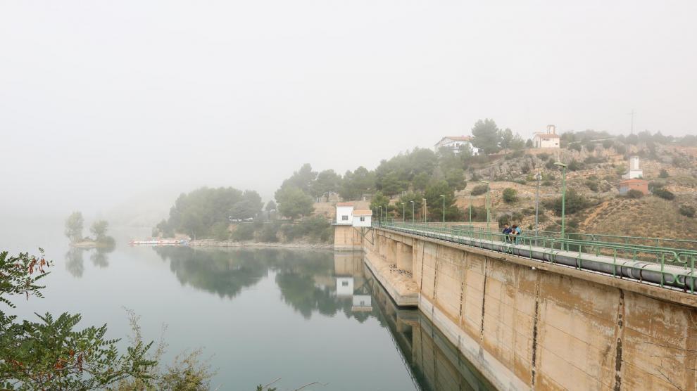 La principal fuente de abastecimiento de agua de la capital es el pantano del Arquillo.