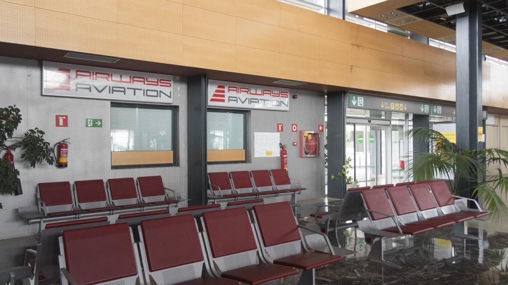 El aeropuerto de Huesca / 3-11-22 / Foto Javier Navarro[[[FOTOGRAFOS]]]