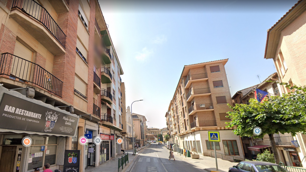 El trabajador se ha precipitado mientras realizaba trabajos verticales en la fachada de un edificio de la avenida Navarra de Tarazona.