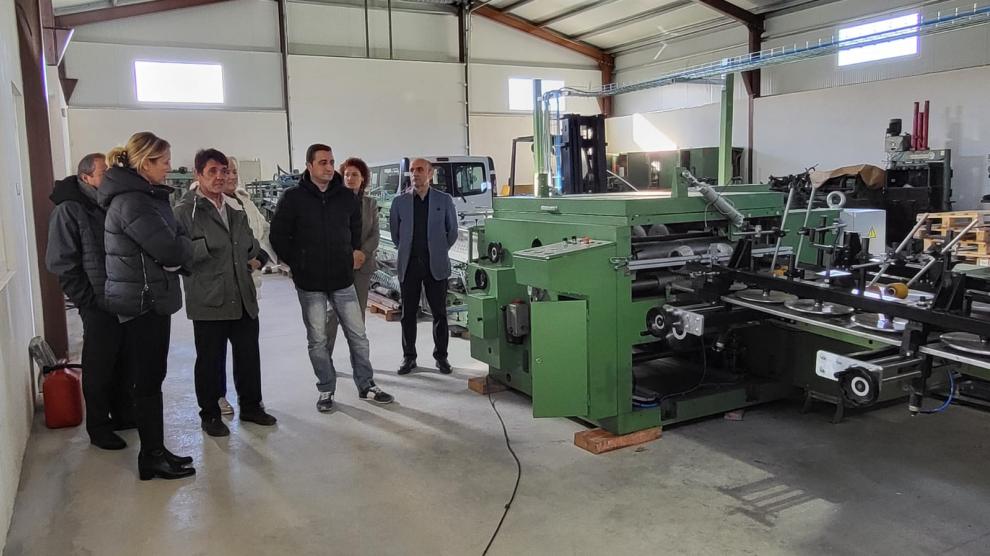 Visita de la consejera Gastón, al nuevo proyecto empresarial en la localidad de Javierregay.
