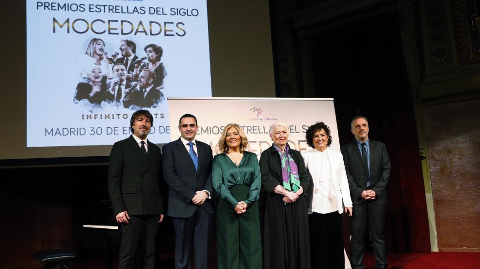 Acto de entrega del premio Estrella del Siglo que el Instituto Latino de la Música concede a Mocedades en reconocimiento de su trayectoria