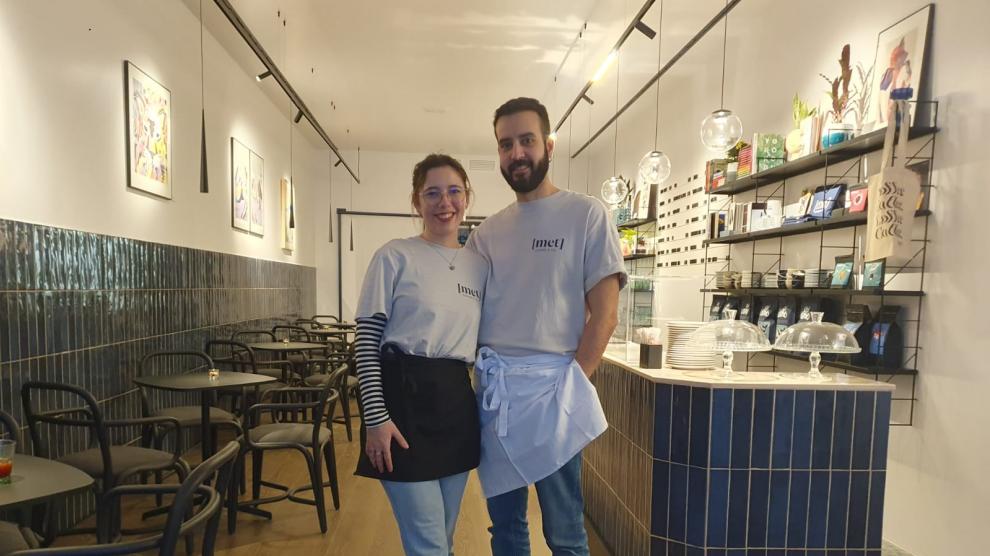 Elena García y Diego Bernad abren en Zaragoza la cafetería Met Coffee