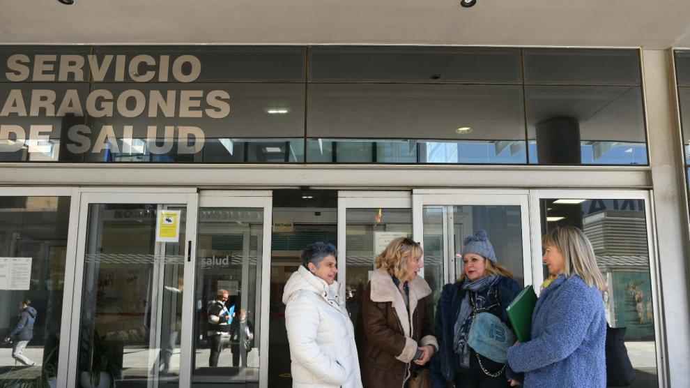De izquierda a derecha, Empar Torres (TCAE), María Jesús Domenech (SAE), Mercedes Ortín (CESM Aragón) y Mari Cruz Oliván (Satse Aragón).
