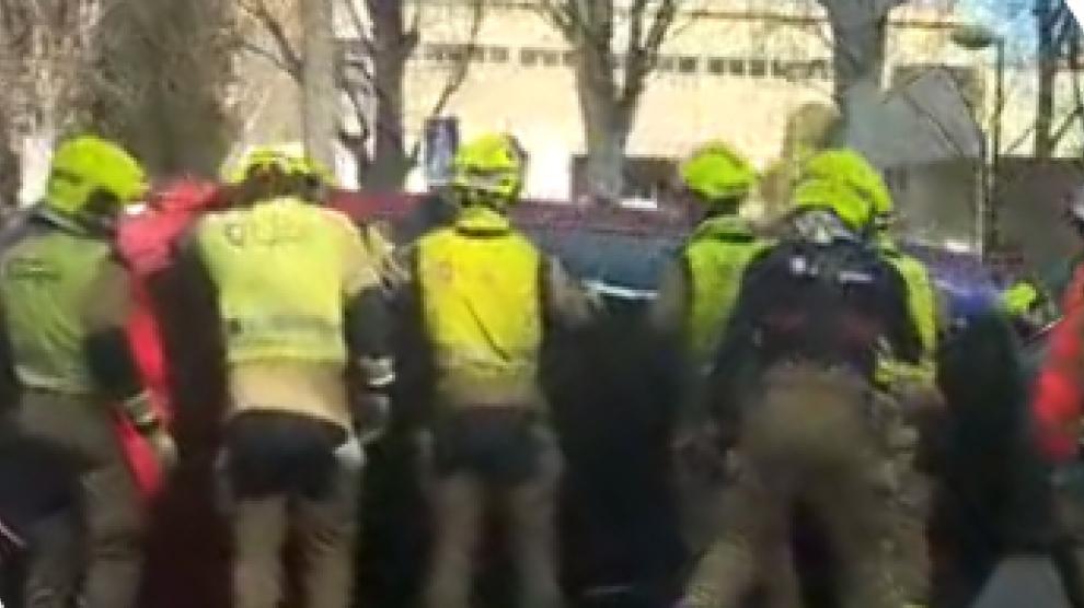 Accidente de tráfico en la calle de Salvador Allende en Zaragoza