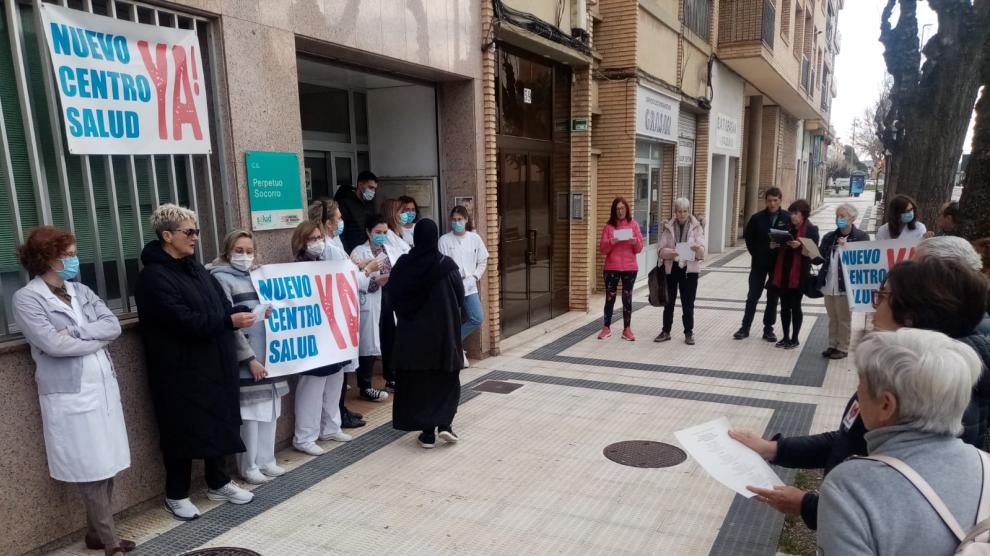 Protesta del viernes pasado de los pacientes y profesionales del Centro de Salud del Perpetuo Socorro.