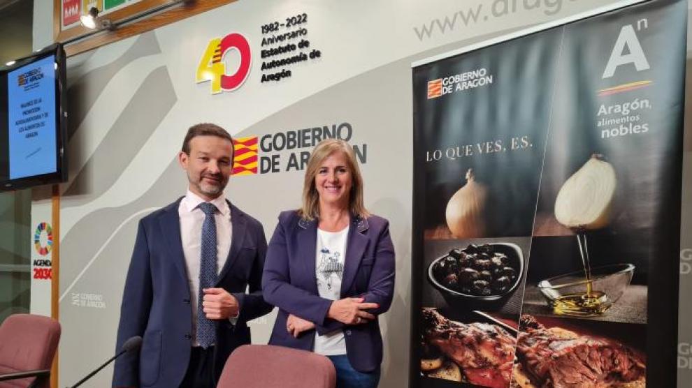 Carmen Urbano y Luis Villamayor en la presentación del balance de resultados.