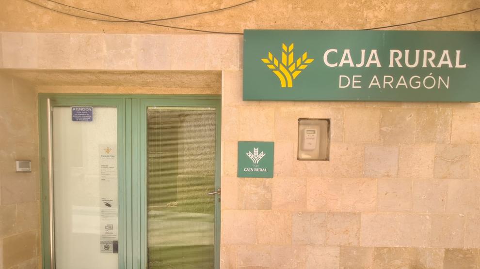 Caja Rural de Aragón gestiona cerca de cuarenta oficinas en municipios de menos de 500 habitantes.
