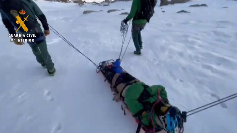 Rescate de un montañero lesionado en la Escupidera de Monte Perdido.