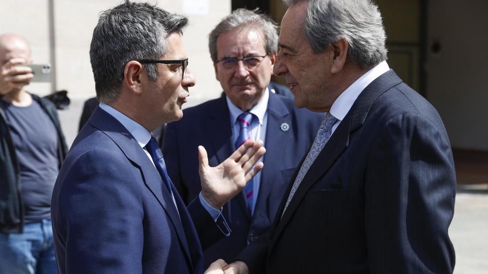 Félix Bolaños participa en el 86º aniversario del bombardeo de Gernika