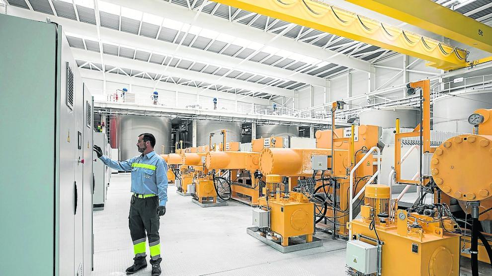 Instalaciones de Industrias Químicas del Ebro (IQE) en el polígono Malpica de Zaragoza.
