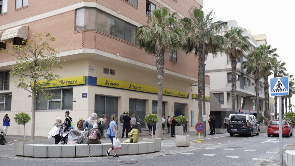 Una oficina de correos en Melilla.