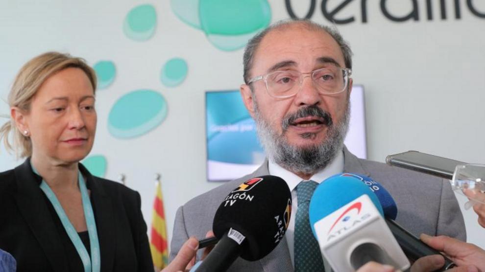Javier Lambán, con Marta Gastón