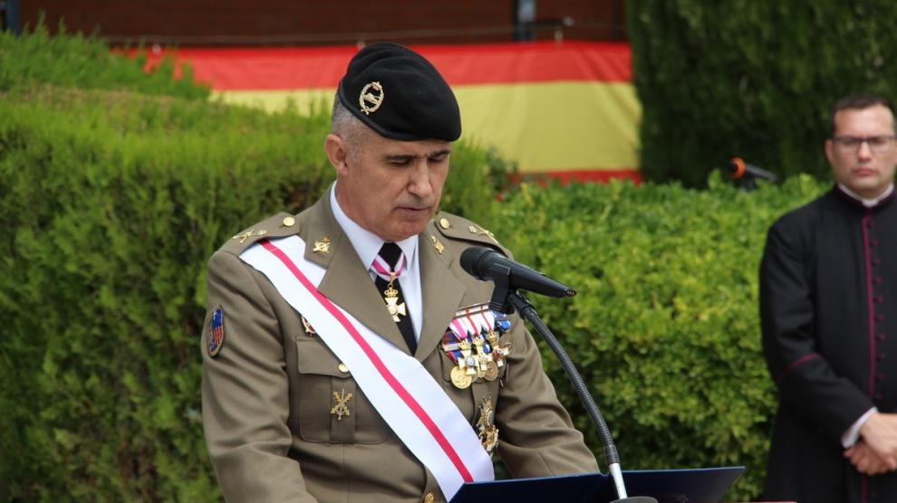 El general Javier Mur Lalaghuna, jefe de la Brigada Aragón I, se despide de los efectivos a los que manda desde 2019.