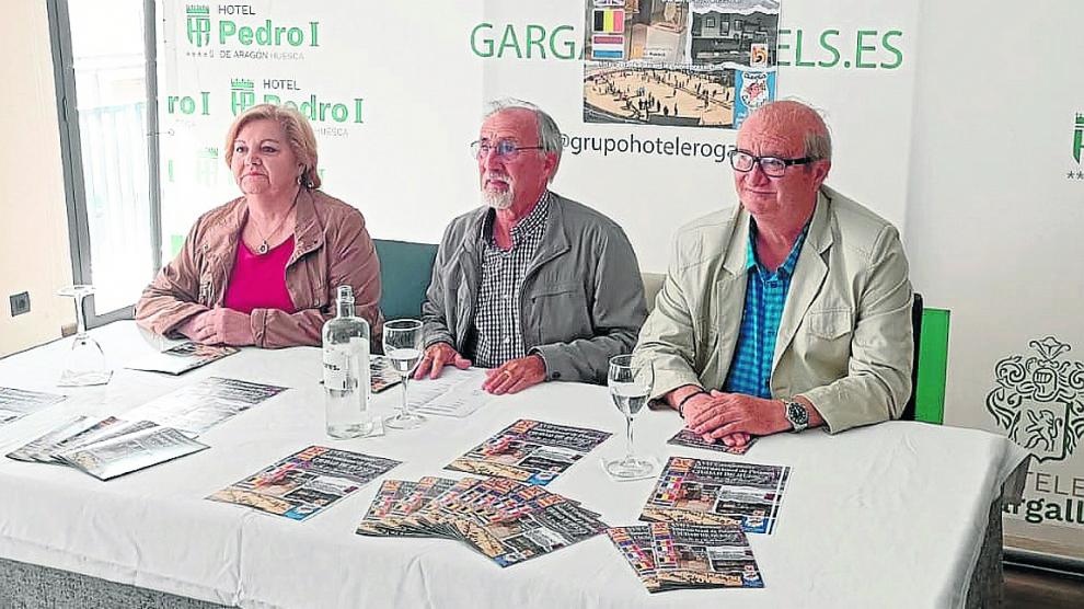 Ana Yagüe, Carlos García y José María Romance presentaron ayer el Campeonato Ciudad de Huesca.