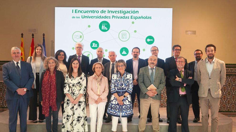 Encuentro de investigación de universidades privadas.