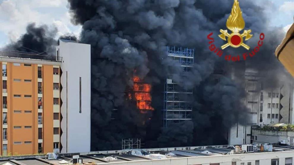 Incendio a las afueras de Roma