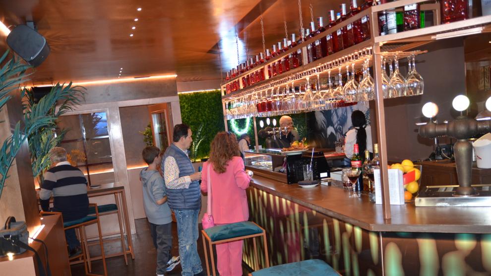 El gastrobar Ö apuesta por el tardeo para un público entre 40 y 60 años