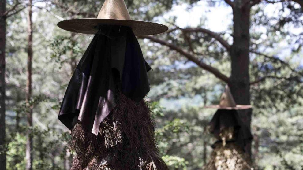 Una de las brujas del parque temático en el Serrat Negre en Laspaúles.