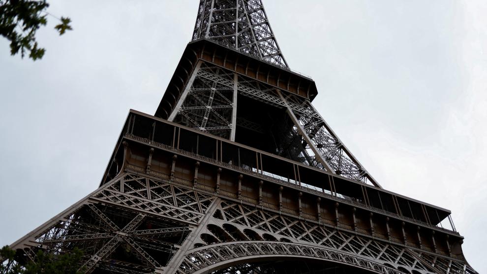 Imagen de archivo de la torre Eiffel.