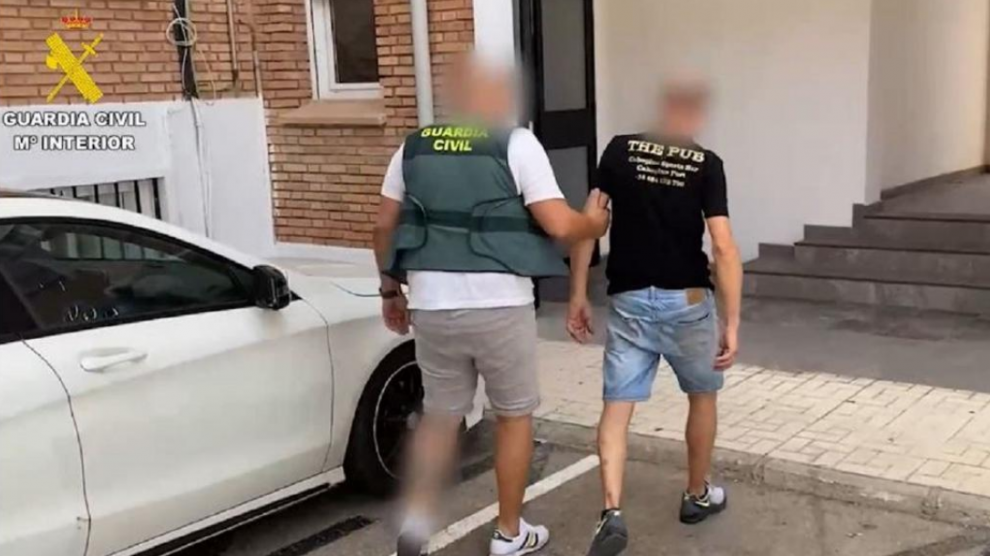 Los dos fugitivos detenidos en Málaga.