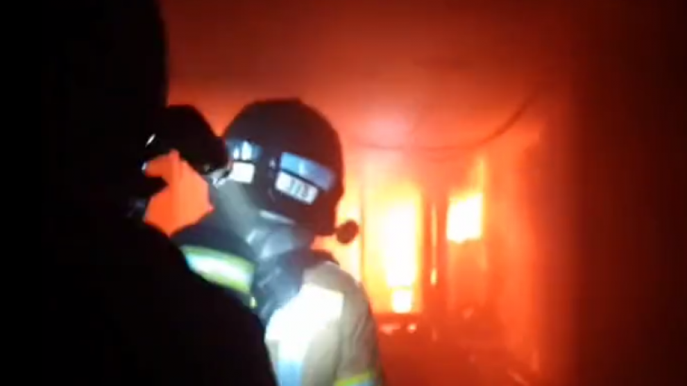 Así fue el trabajo de los bomberos en el trágico incendio en Murcia