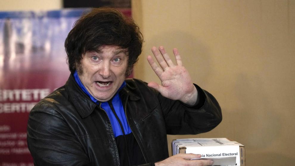 elezioni-in-argentina-il-candidato-presidenziale-javier-milei.jpeg