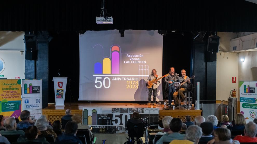 El acto final del 50 aniversario de la asociación de vecinos de Las Fuentes, este domingo.