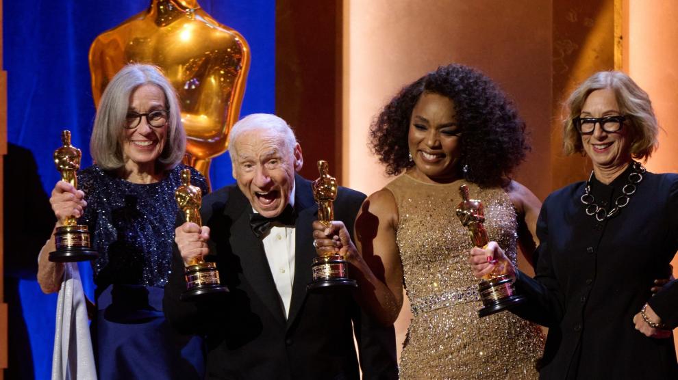 Mel Brooks Y Angela Bassett Reciben Sus Oscar Honoríficos 