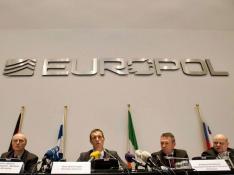 Europol destapa la mayor red mundial de ama&ntilde;o de partidos