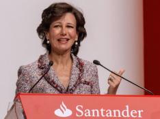 Ana Botín fue reelegida presidenta del Santander con el 98,3% de los votos