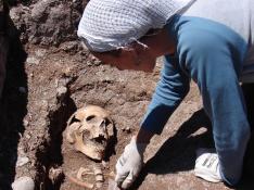 Excavación arqueológica del yacimiento del Hospital de Santa Cristina en Aísa.