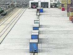 Terminal ferroviaria de Plaza, propiedad del Adif y gestionada por Cosco.