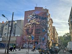 Intervención de arte urbano en un solar de la calle Pablo Sarasate con Navas de Tolosa, en el entorno de plaza Roma.