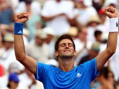 Djokovic elimina a Federer y se convierte en el primer finalista en Miami
