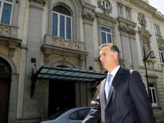 Fija una fianza de 750.000 euros a López Viejo tras negarse a declarar