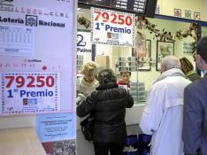 Los aragoneses compran más lotería del Niño tras la buena suerte en el Gordo de Navidad