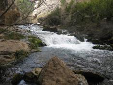 El nacimiento del río Pitarque cambia de imagen
