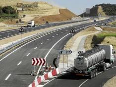 Los 4,5 kilómetros de Lascellas en la autovía  a Lérida se abren el día 20 tras 5 años de obras