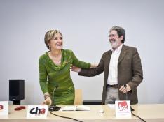 Ibeas y Barrena presentan la coalición CHA-IU y dicen que van "a por todas"