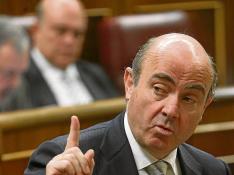 De Guindos acusa a los reguladores de "mirar a otro lado" en la salida a bolsa de Bankia