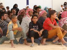 Varios jóvenes refugiados sirios.