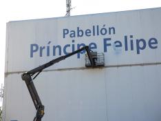 El Ayuntamiento inicia el borrado de las grandes letras del pabellón Príncipe Felipe